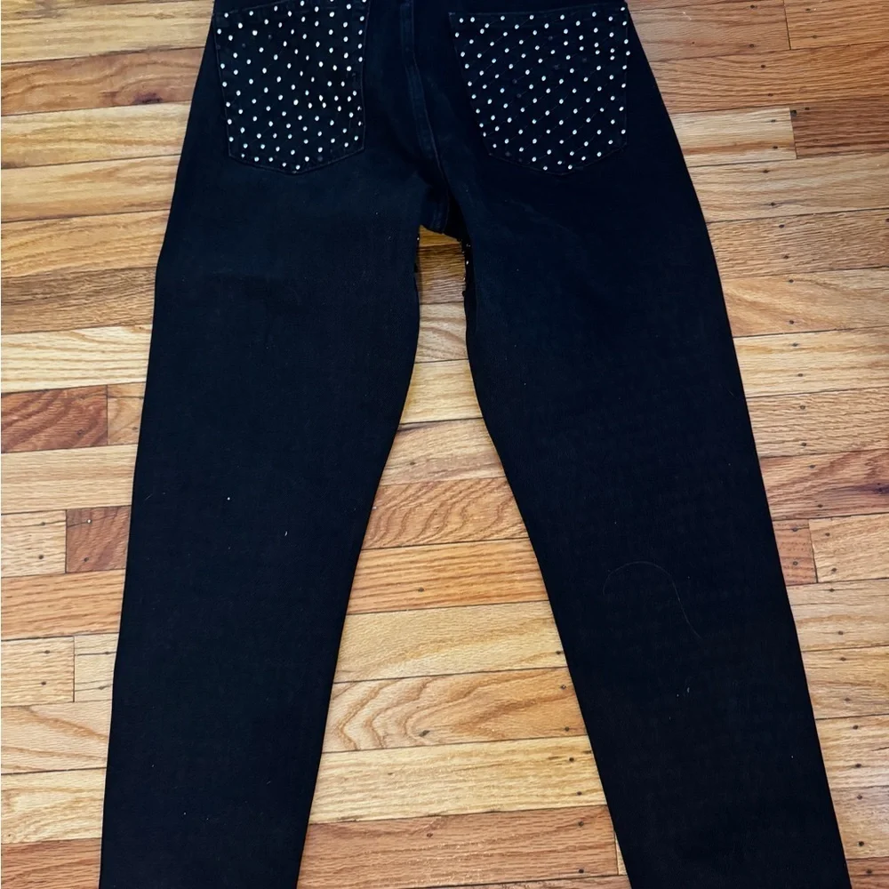 Stylish Black Studded Pants - Picture 4 of 5
